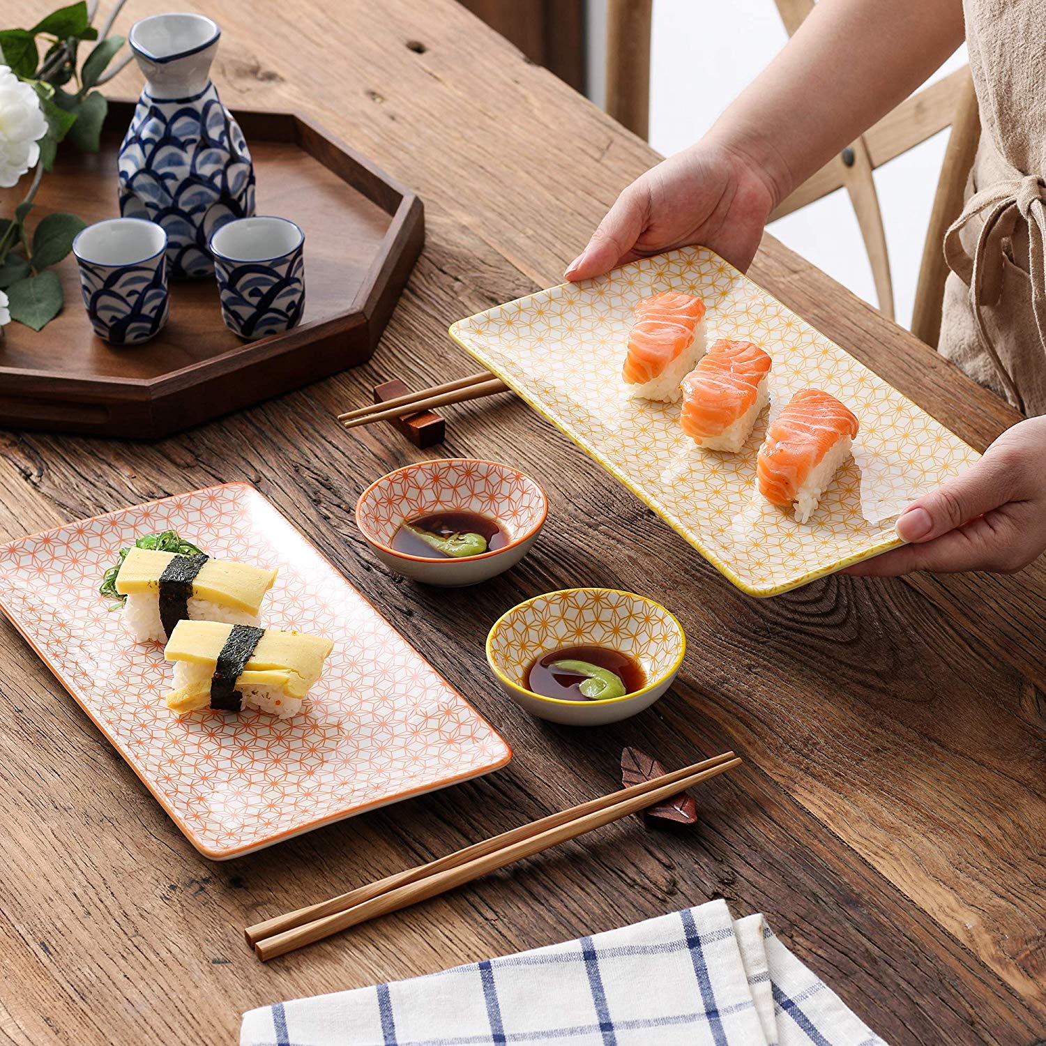 Sushi Set Marunouchi Osaka Street Market