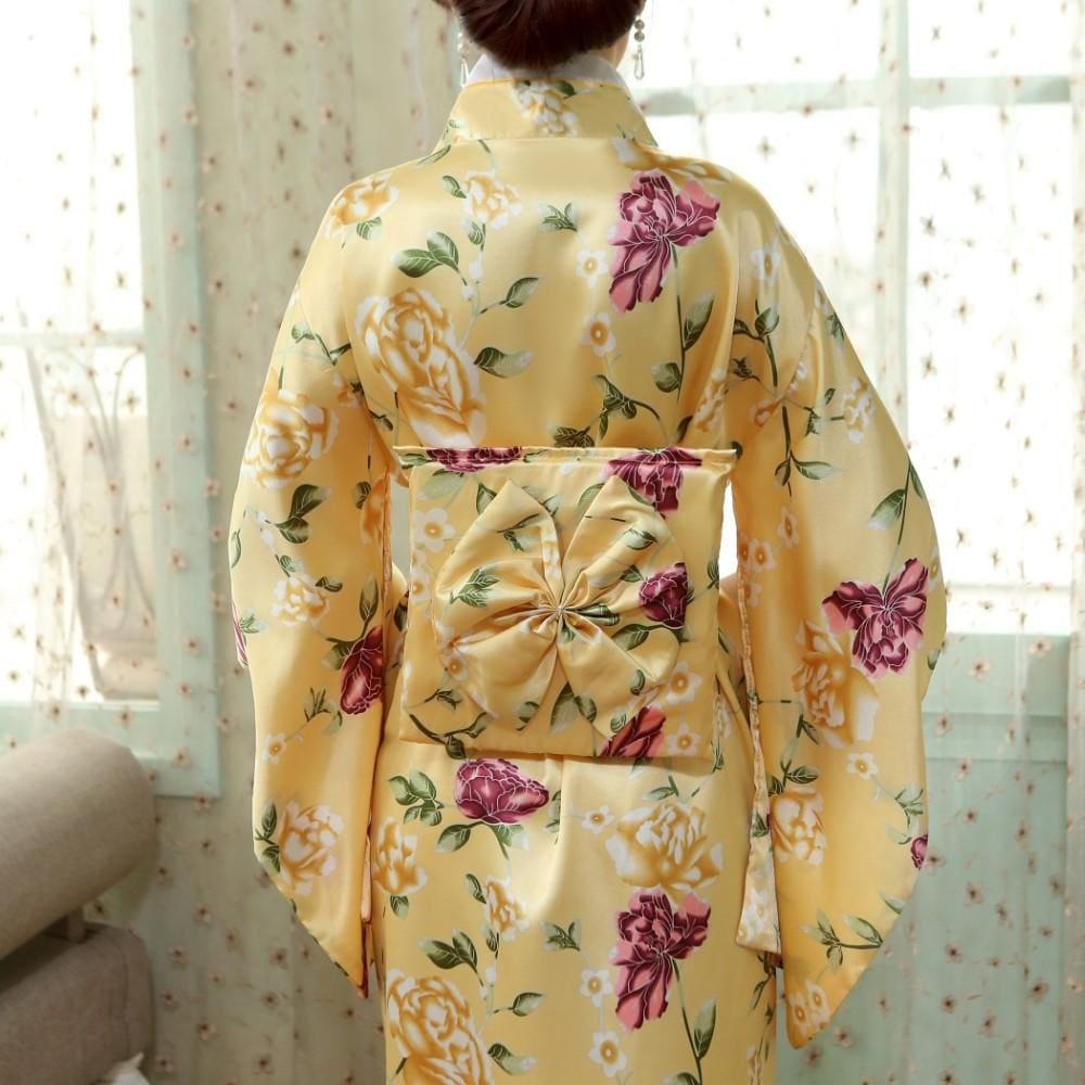 Woman Kimono Yuna Osaka Street Market